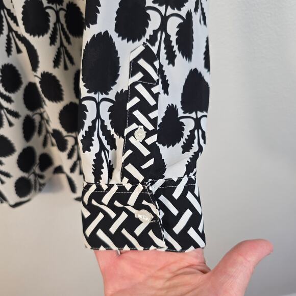 Talbots Band Collar Popover Blouse Women's L Black Cream Career Summer Party - Picture 3 of 10